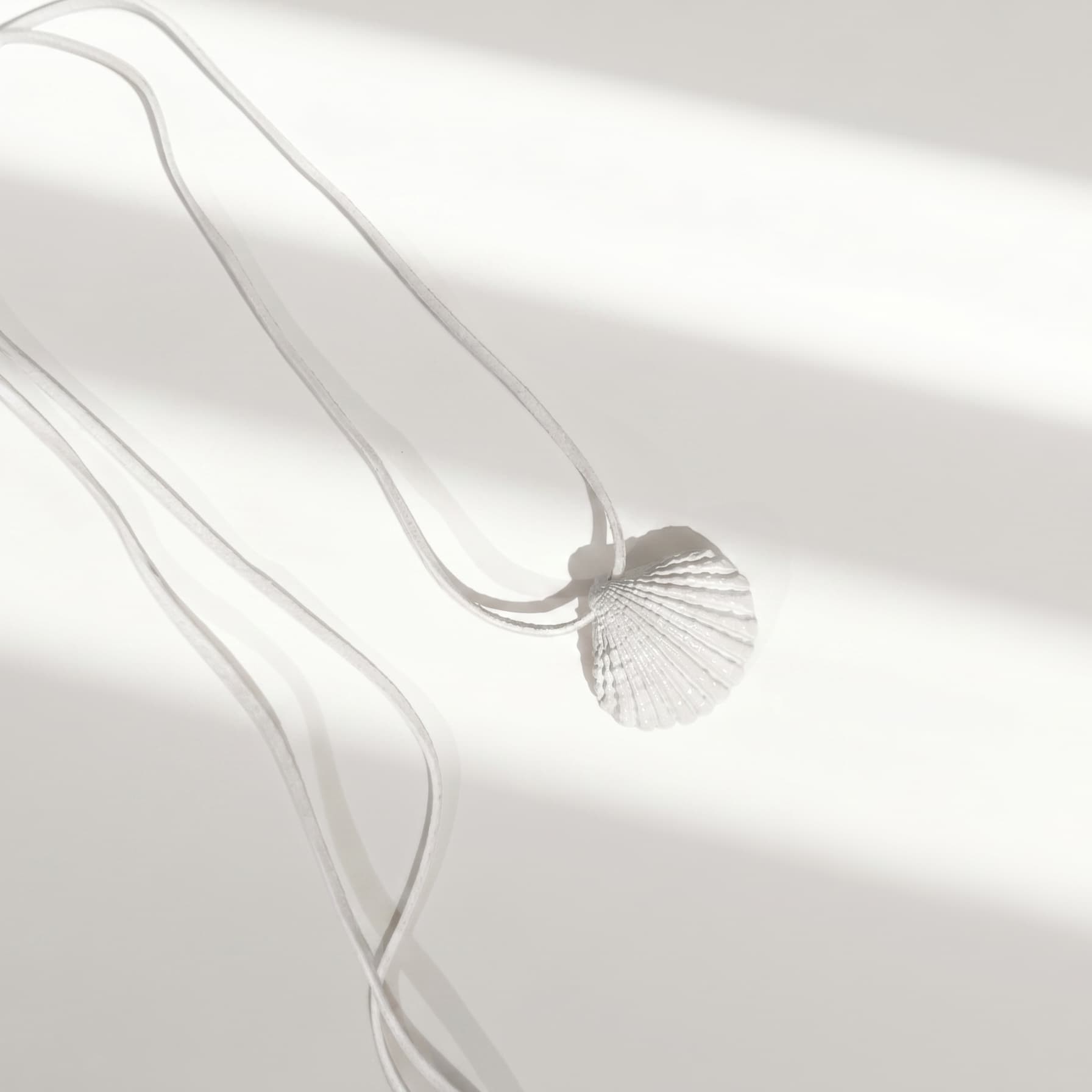 White velvet seashell  pendant