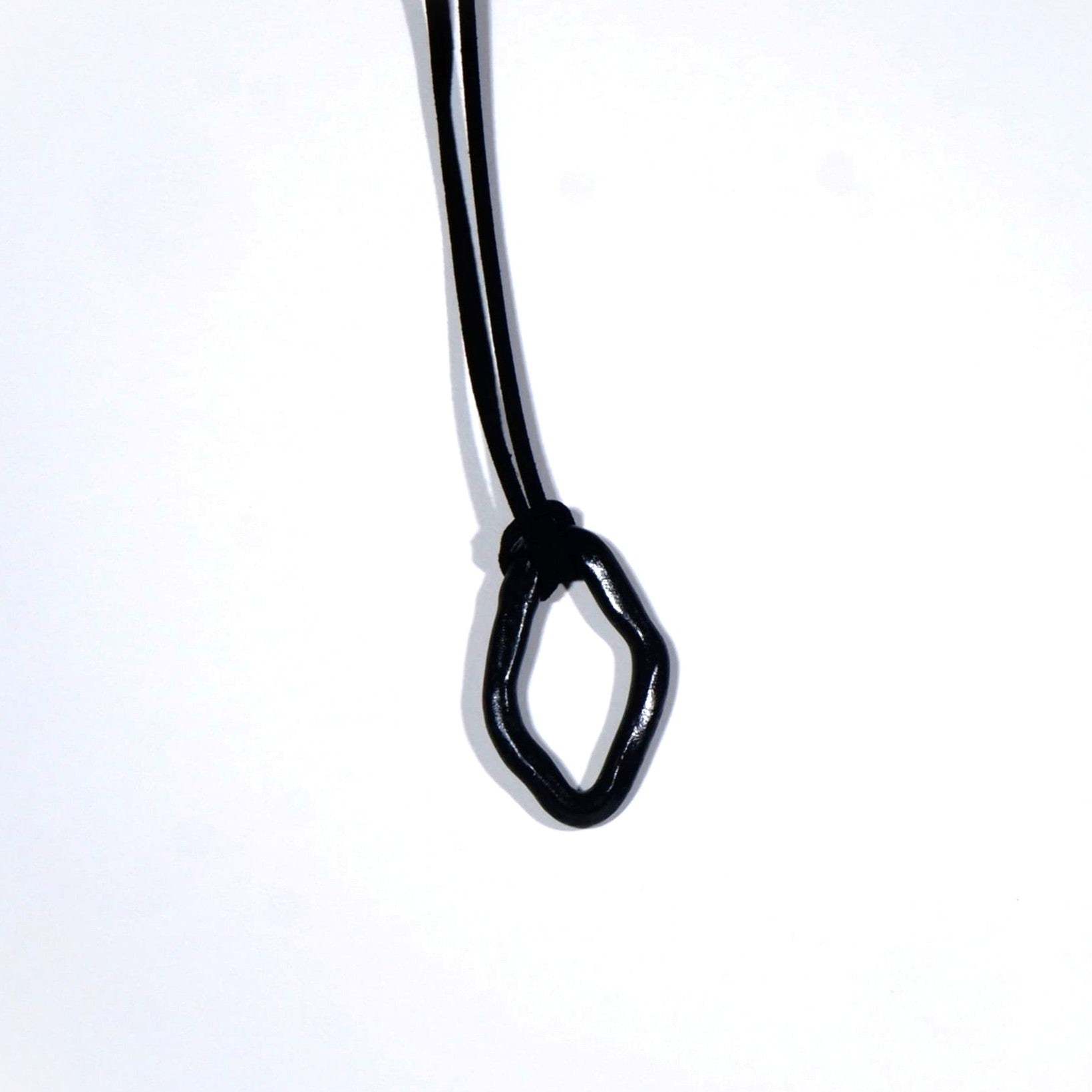 Black Loop Pendant